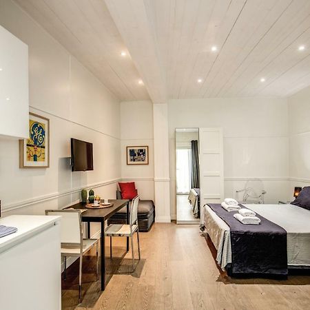 Colosseo Suite Apartment โรม ภายนอก รูปภาพ