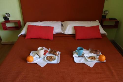 Colosseo Suite Apartment โรม ภายนอก รูปภาพ
