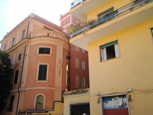 Colosseo Suite Apartment โรม ภายนอก รูปภาพ