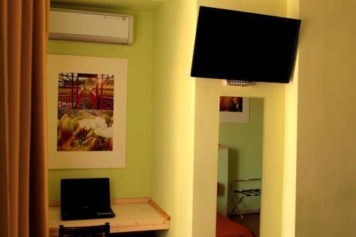 Colosseo Suite Apartment โรม ภายนอก รูปภาพ